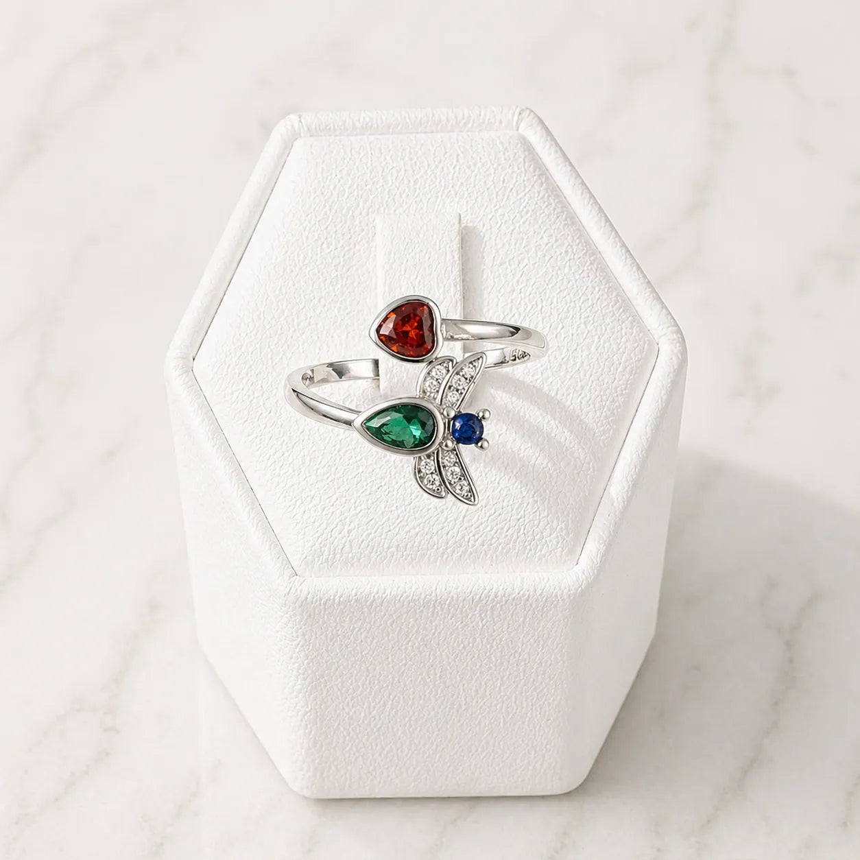 Anillo ajustable libelula circones de colores