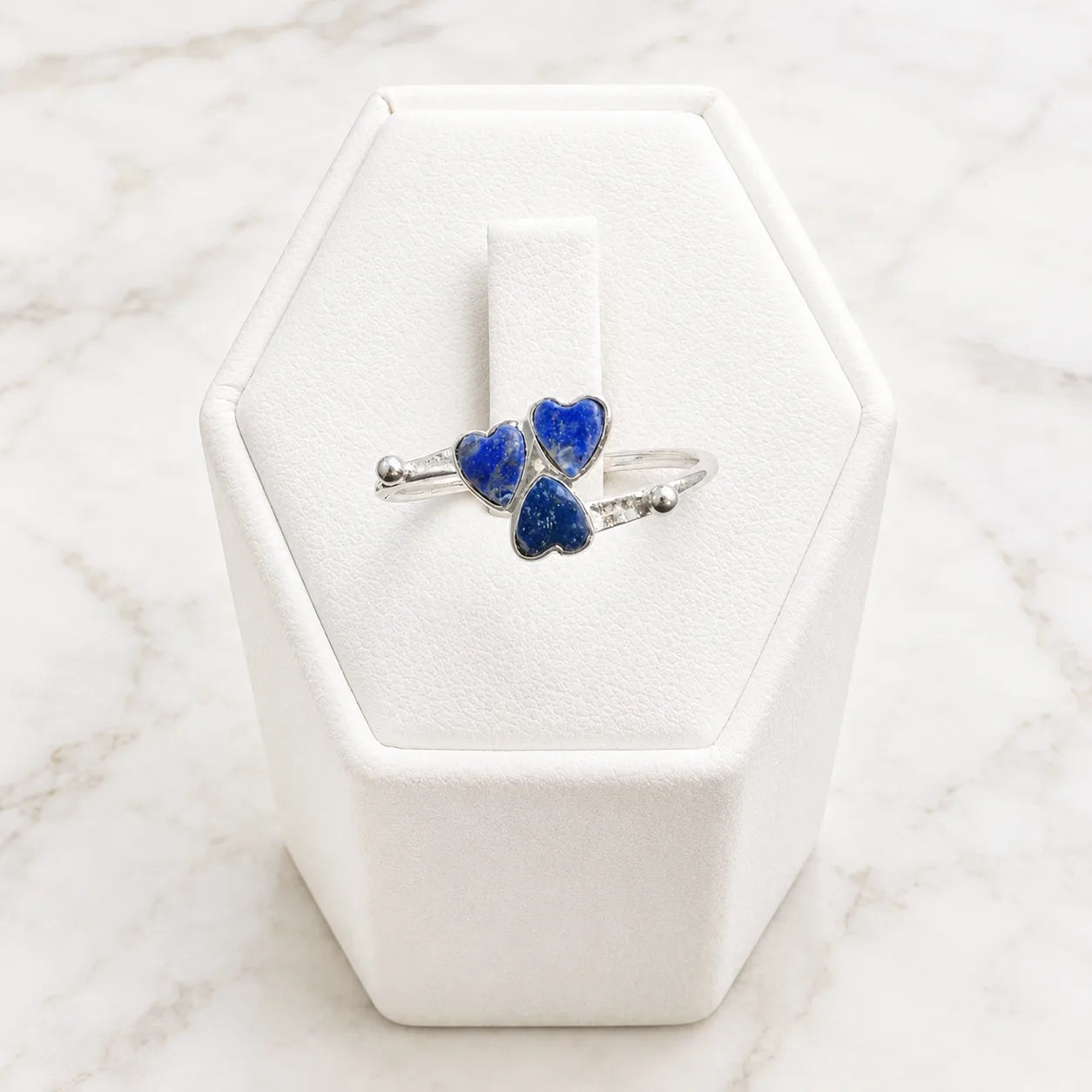 Anillo corazones lapislazuli