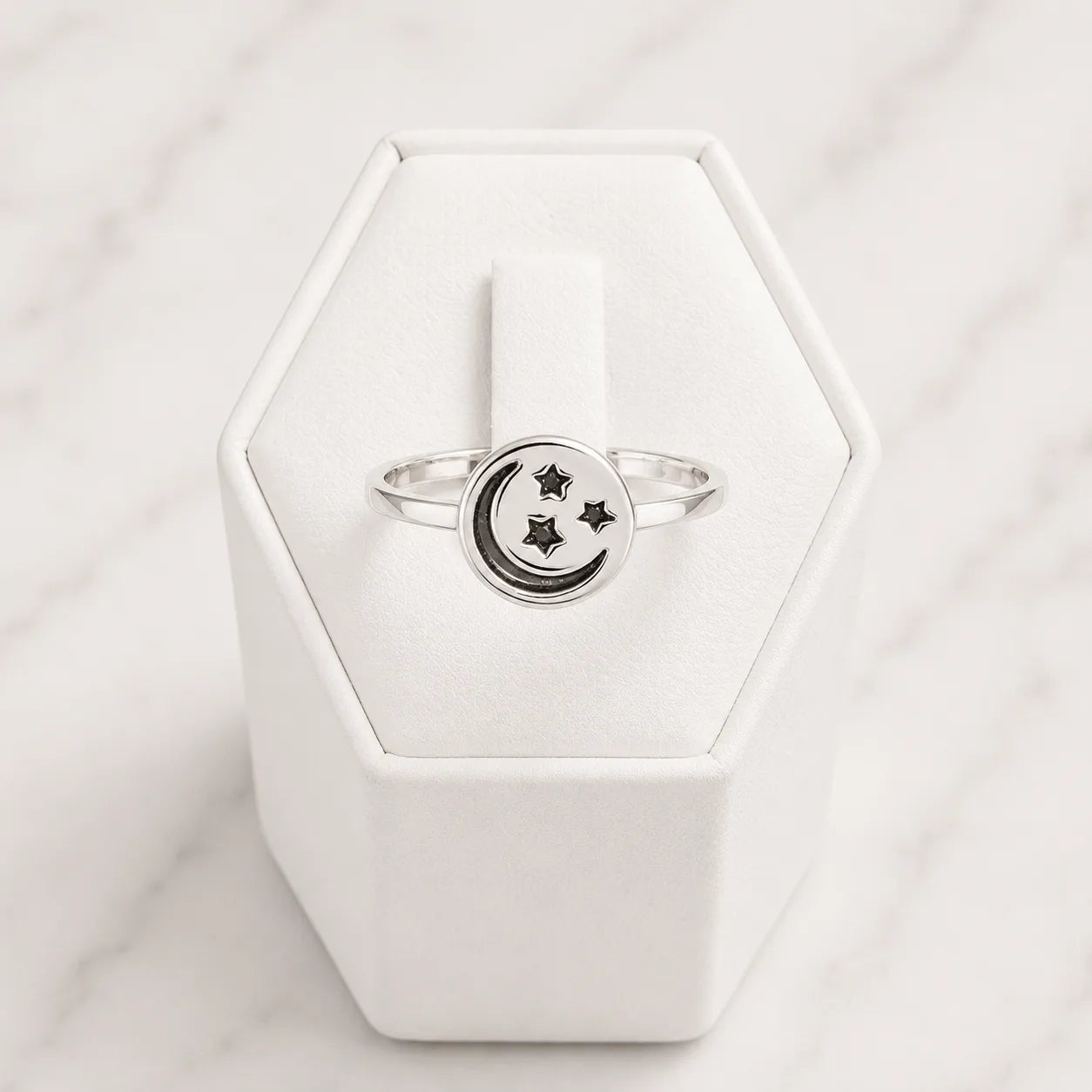 Anillo luna y estrellas