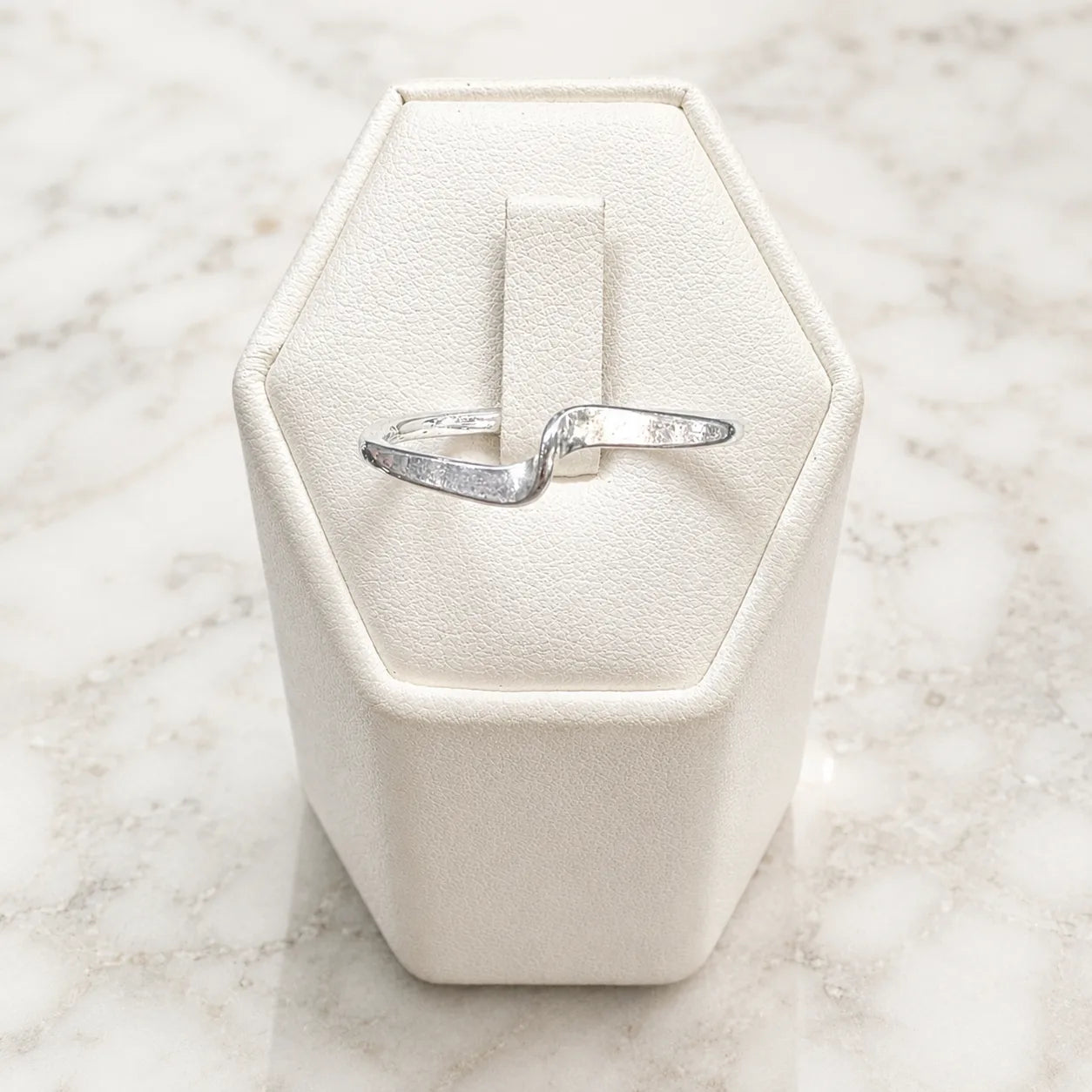 Anillo ondulado