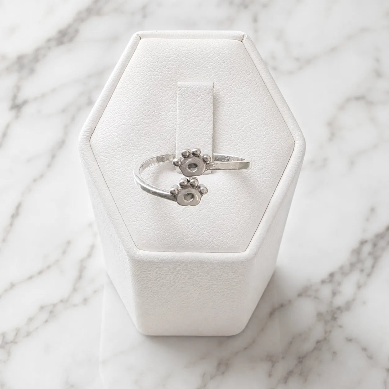 Anillo ajustable doble pata de perro