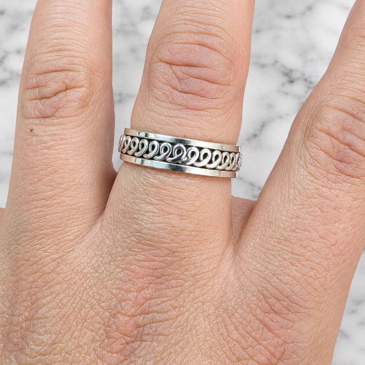 Anillo argolla antiestres envejecido