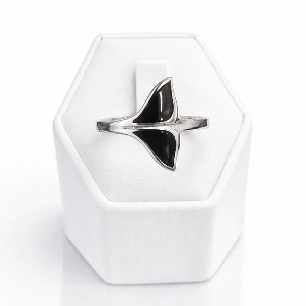 Anillo cola de ballena onix