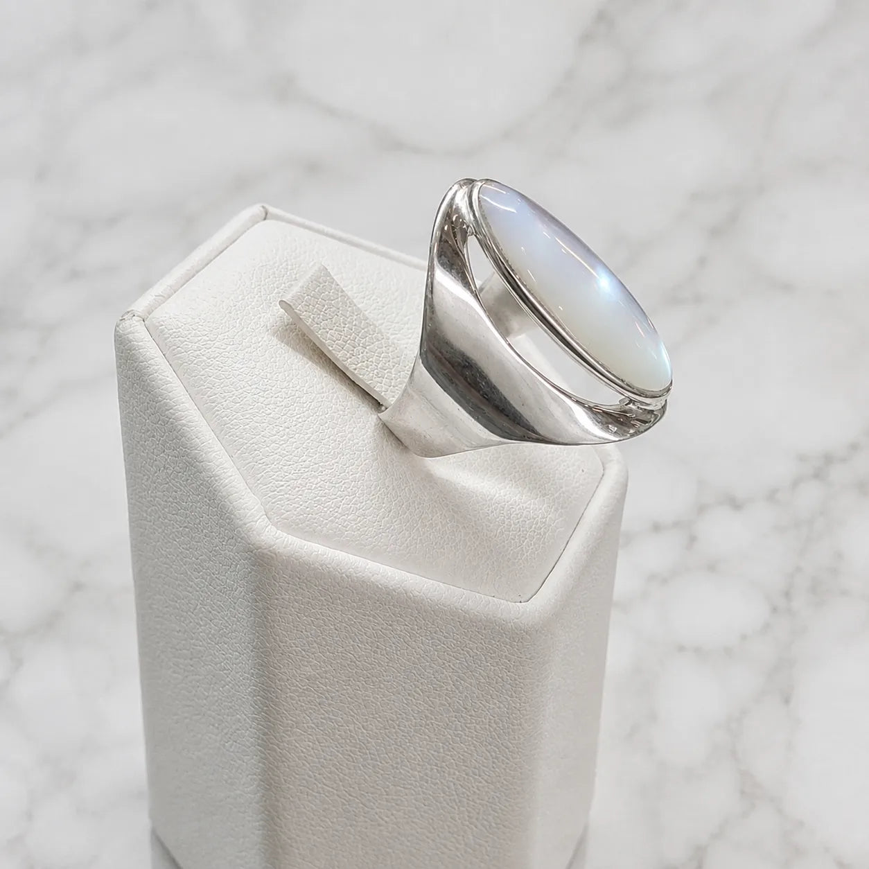 Anillo piedra natural nácar