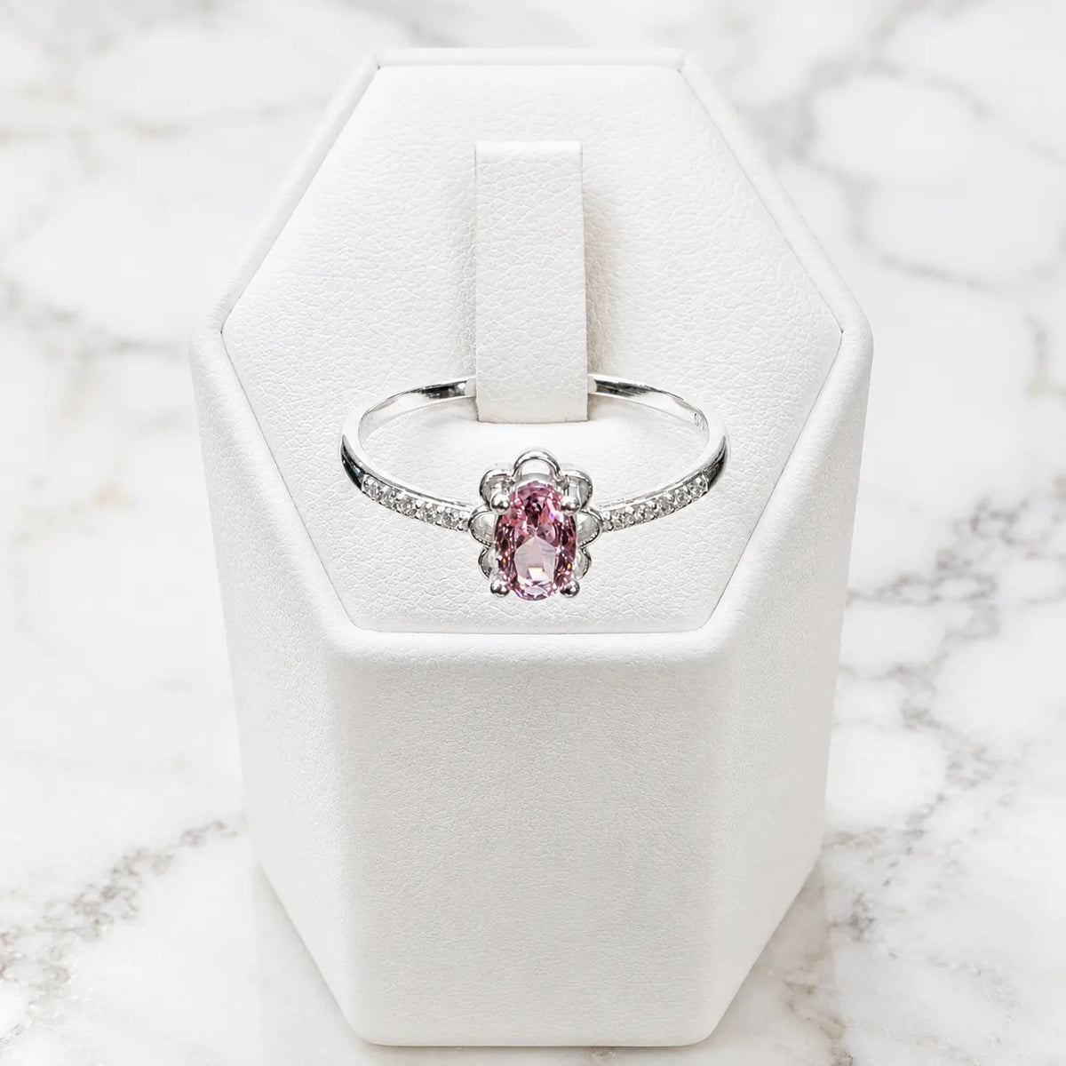 Anillo solitario rosa