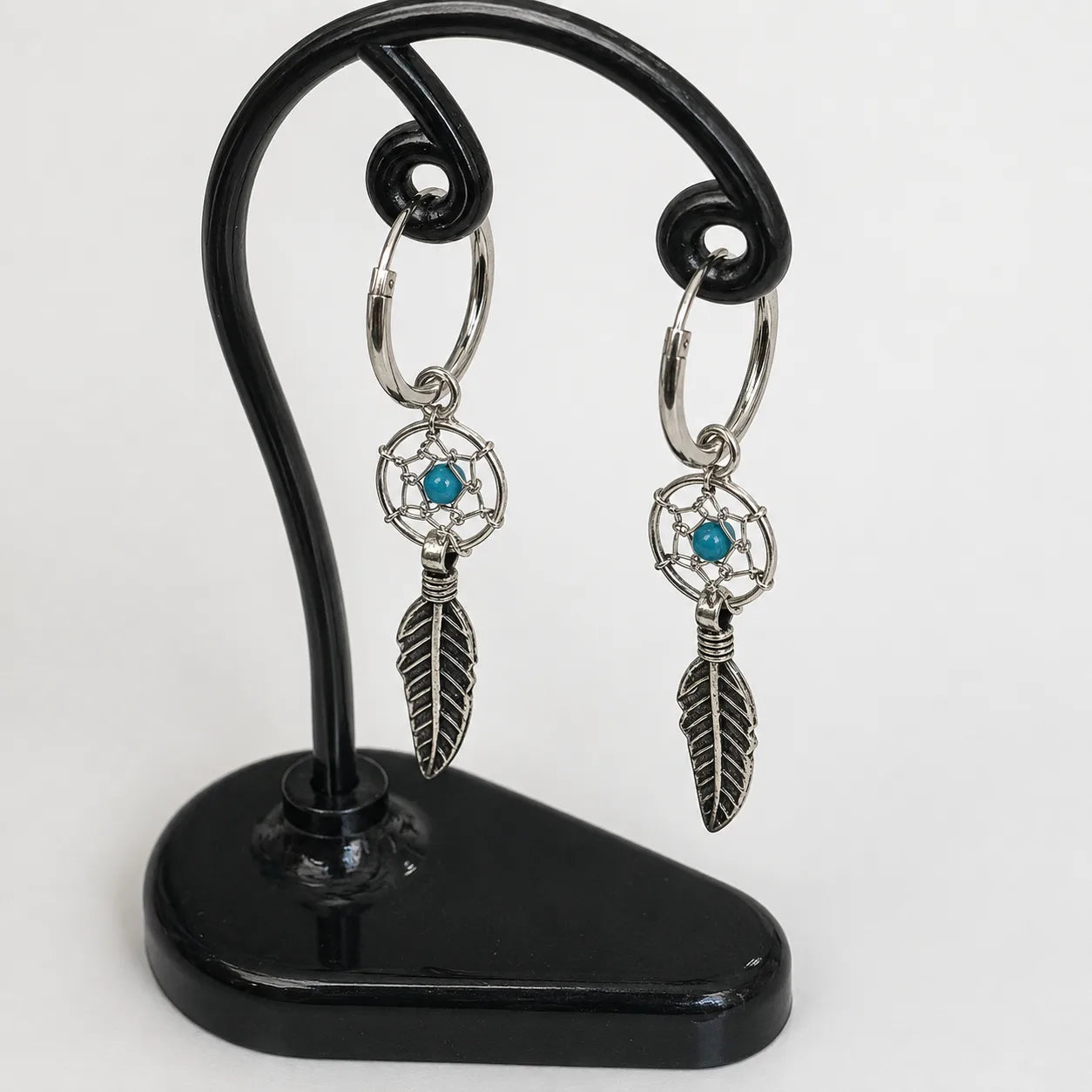 Aros argollas con colgante atrapasueños turquesa 12mm