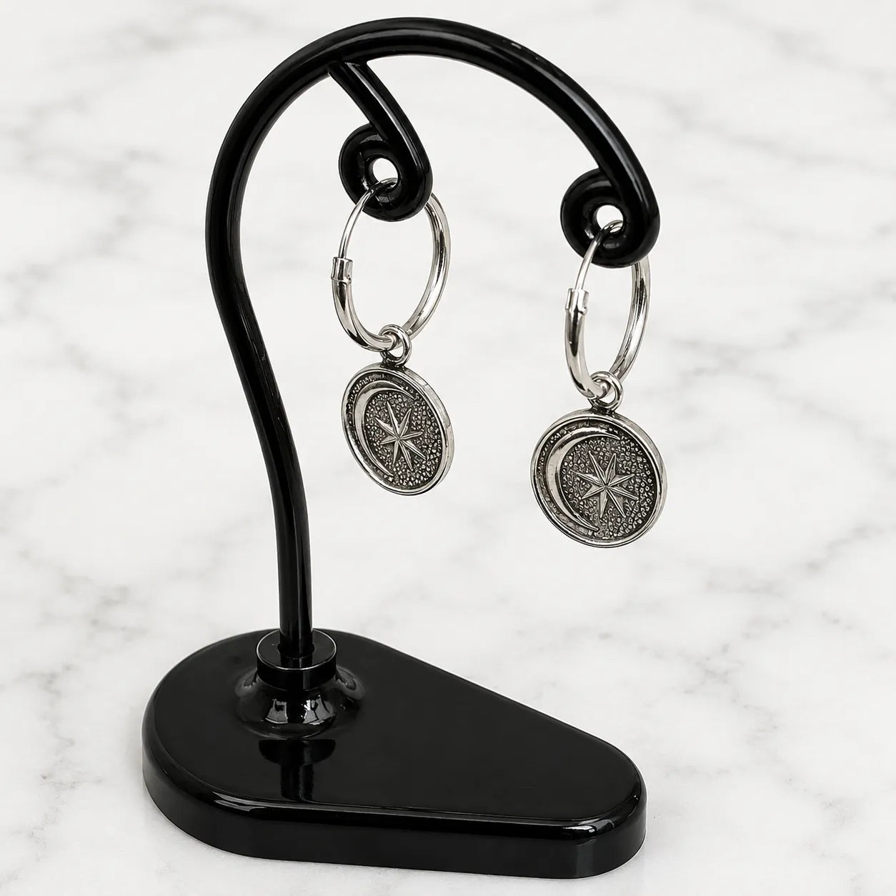 Aros argollas con colgante luna y estrellas 12mm
