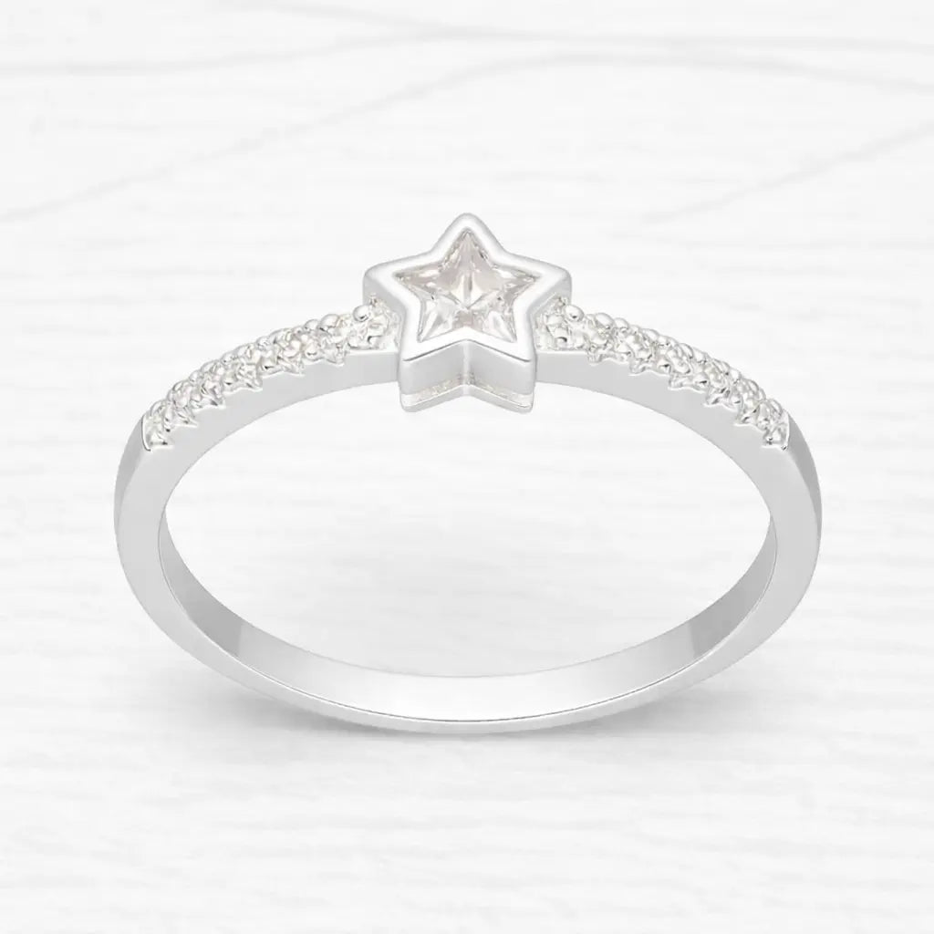Anillo solitario estrella circón