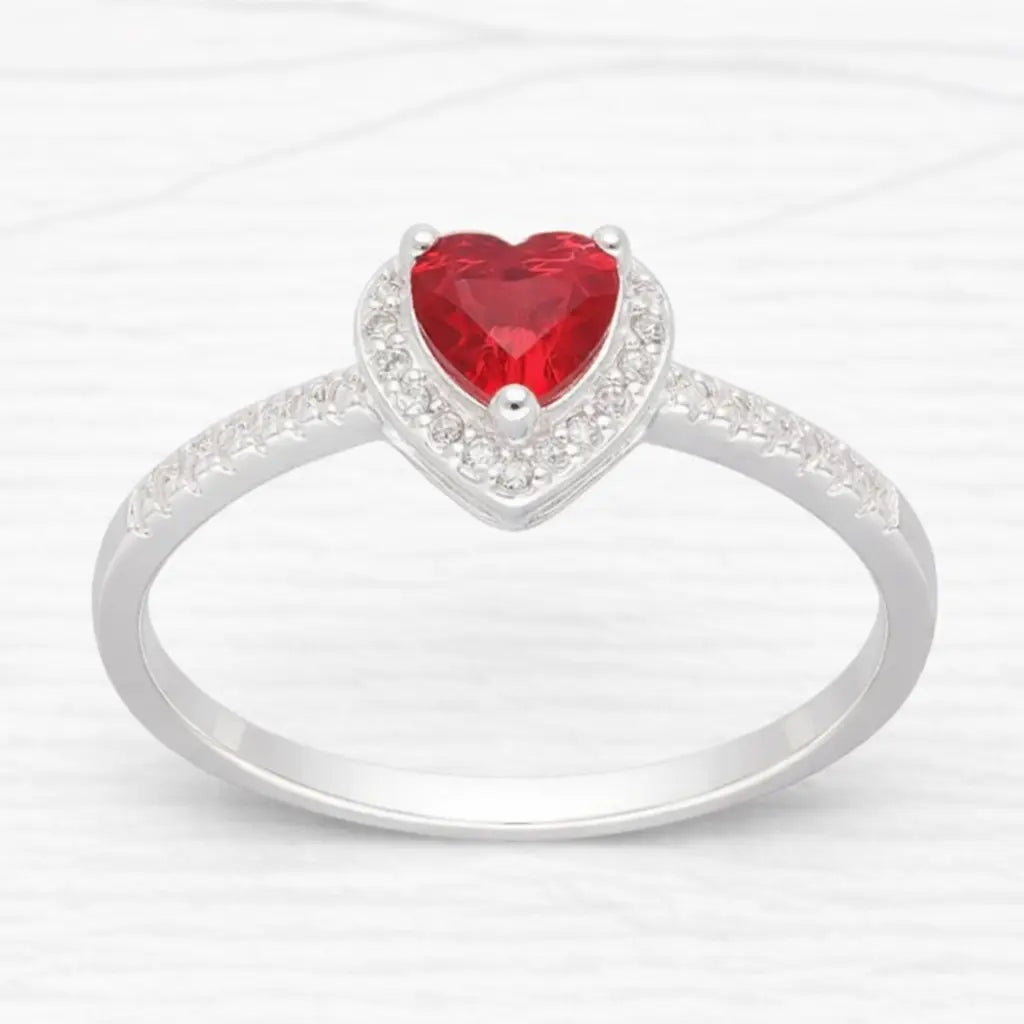 Anillo solitario corazón circón rojo