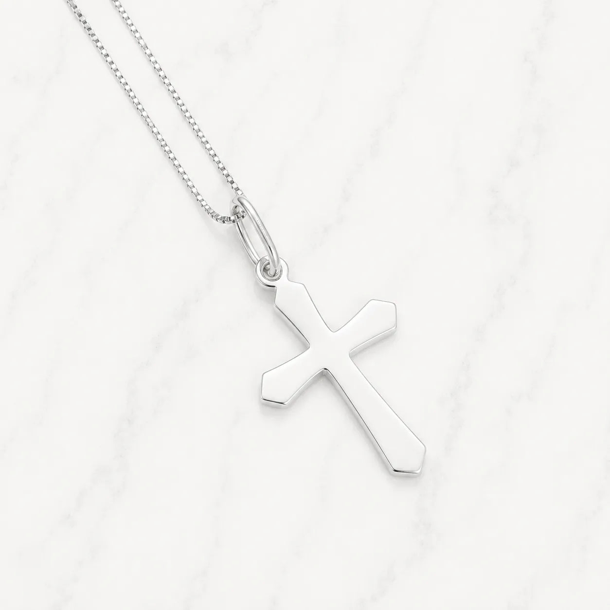 Collar religioso cruz clásica