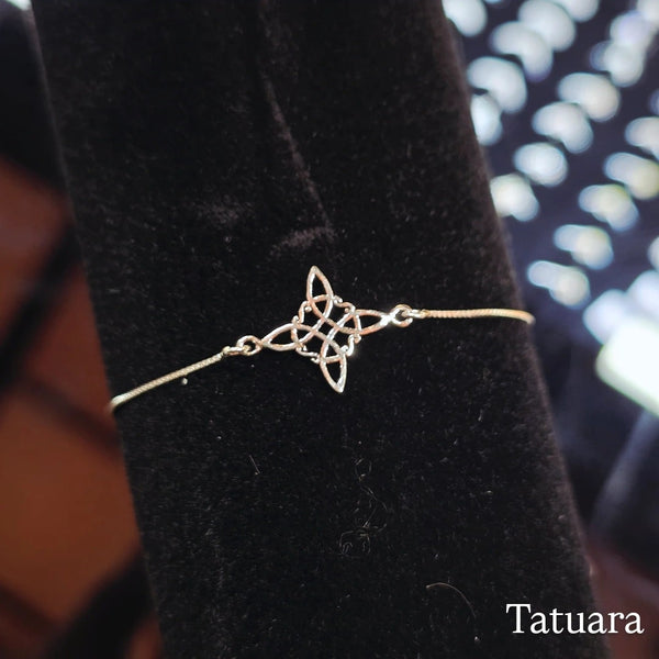 Pulsera nudo de bruja