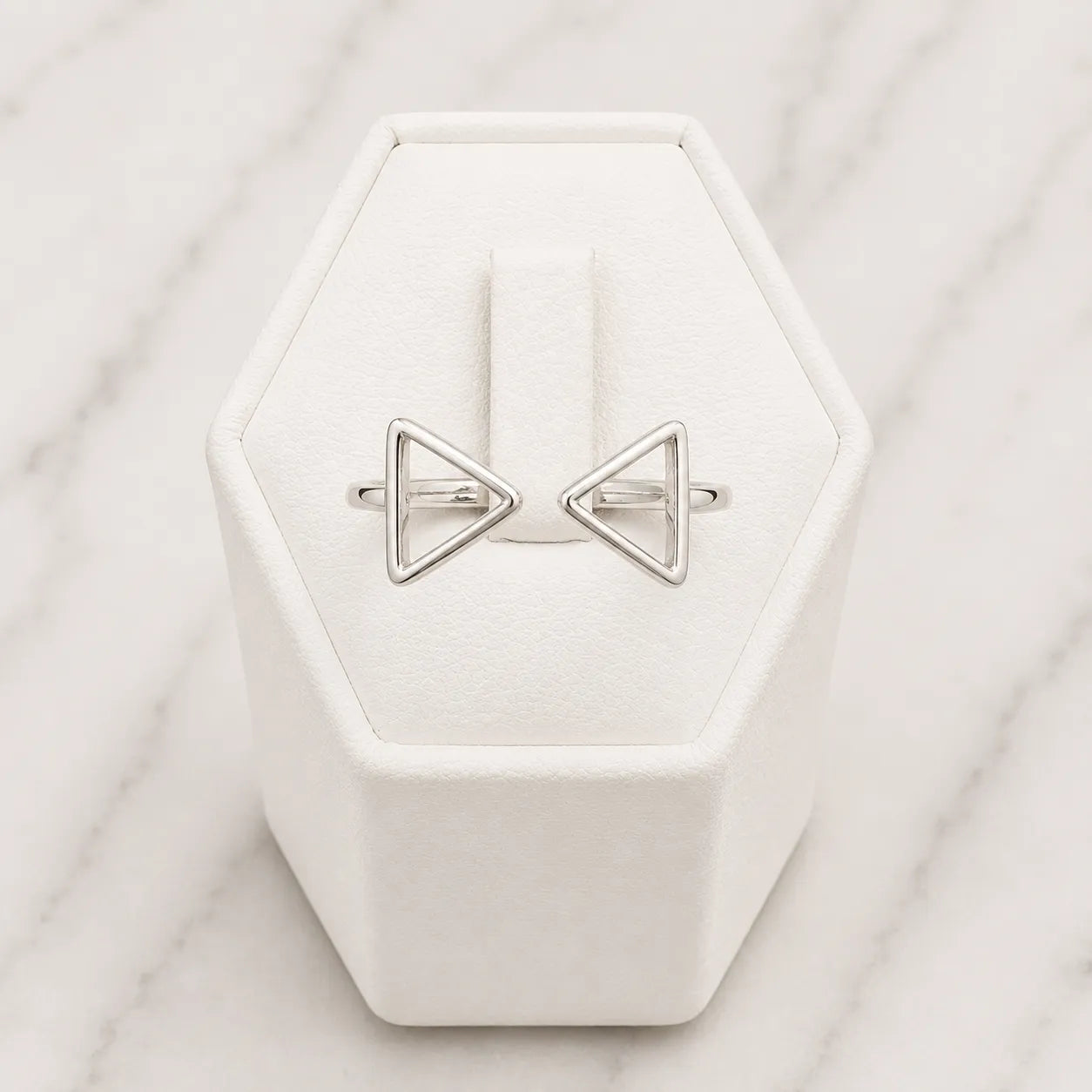 Anillo triangulos ajustables