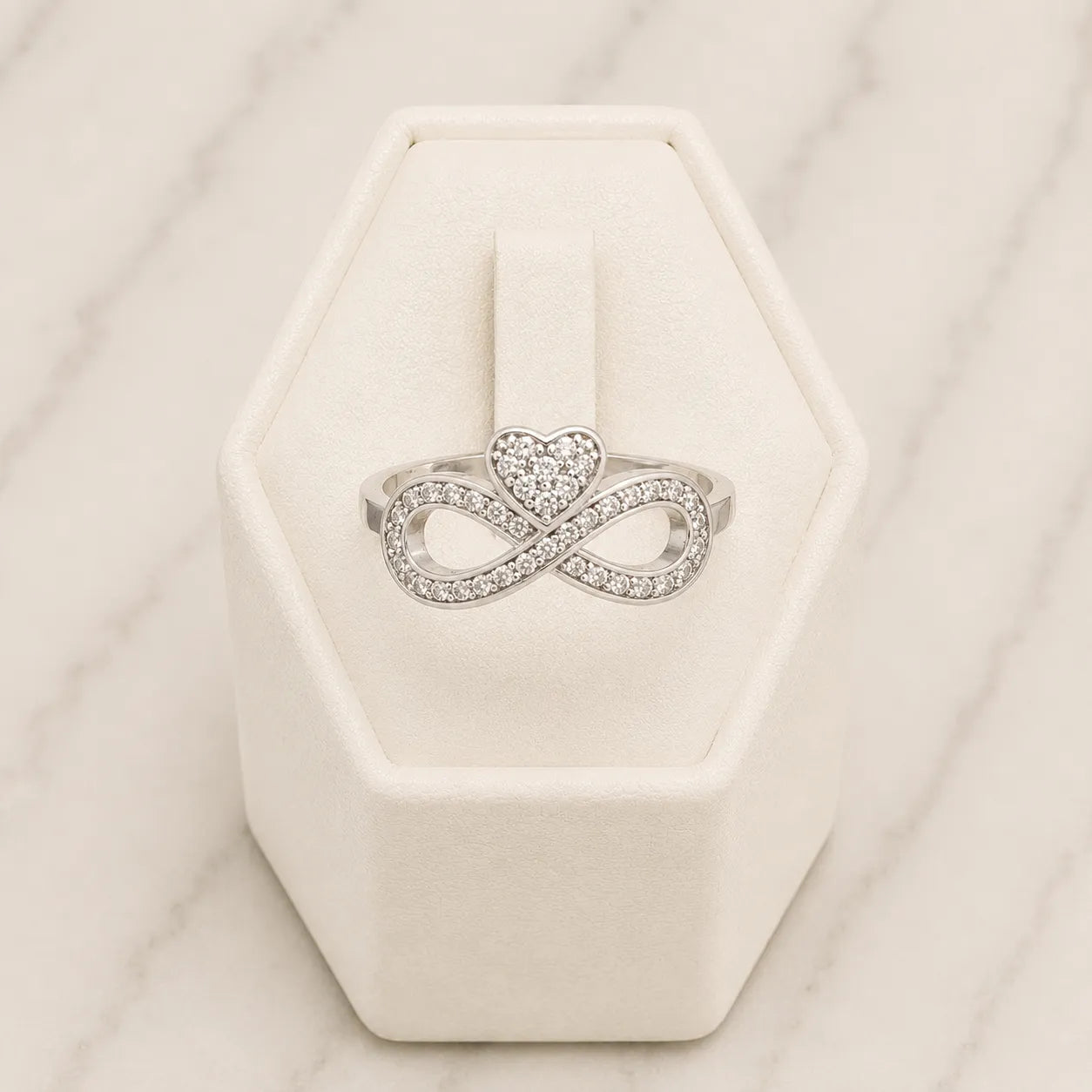 Anillo infinito microcircón