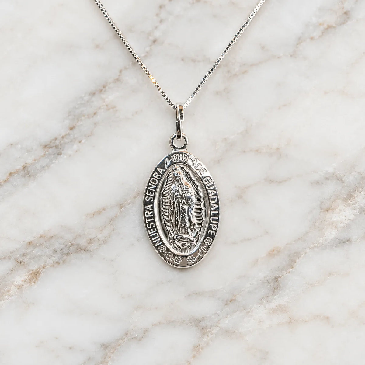Collar virgen de guadalupe (5)