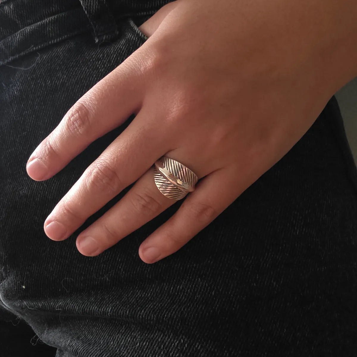 Anillo ancho bali hoja 15mm