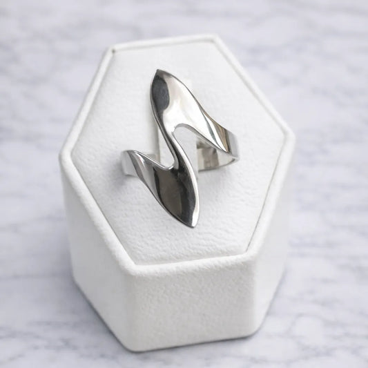 Anillo largo plano