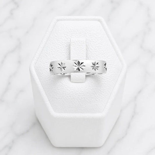 Anillo diseño estrellas