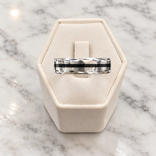 Anillo argolla lisa linea negra