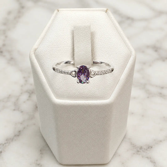 Anillo solitario circón amatista