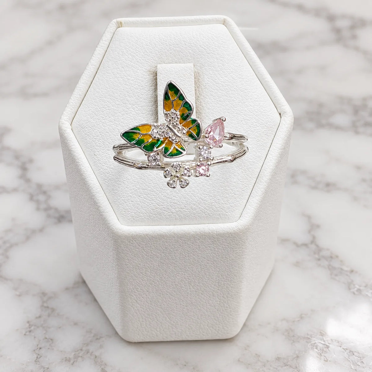 Anillo mariposa microcircón