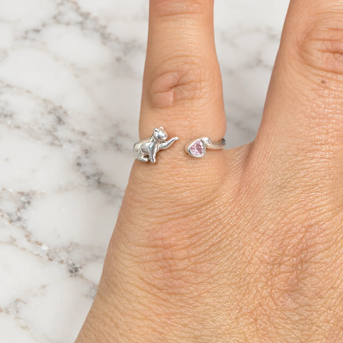 Anillo ajustable gato corazón circón rosado