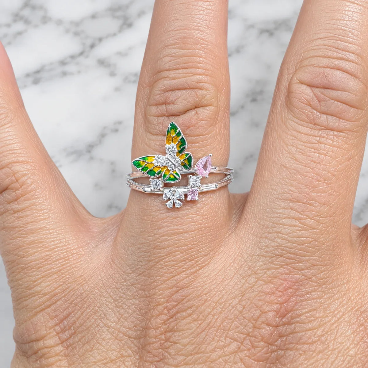 Anillo mariposa microcircón