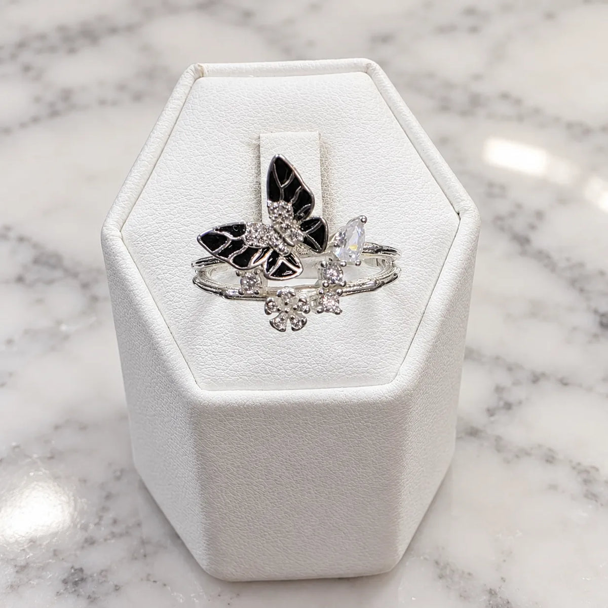 Anillo mariposas microcircón