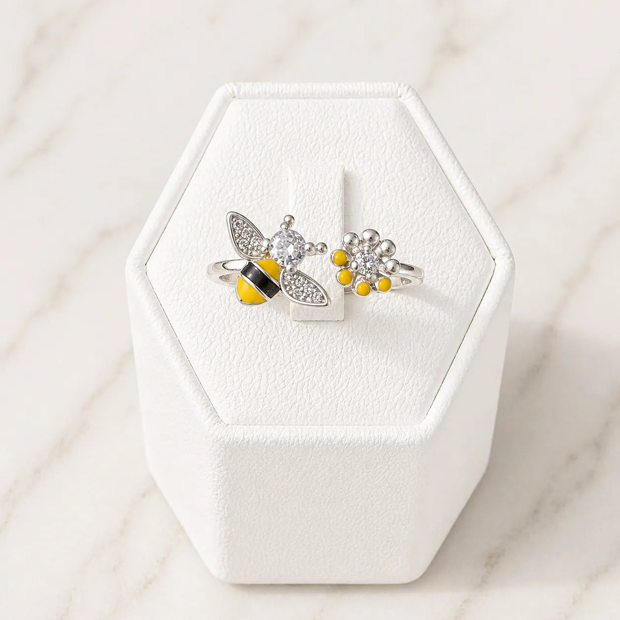 Anillo ajustable abeja y flor