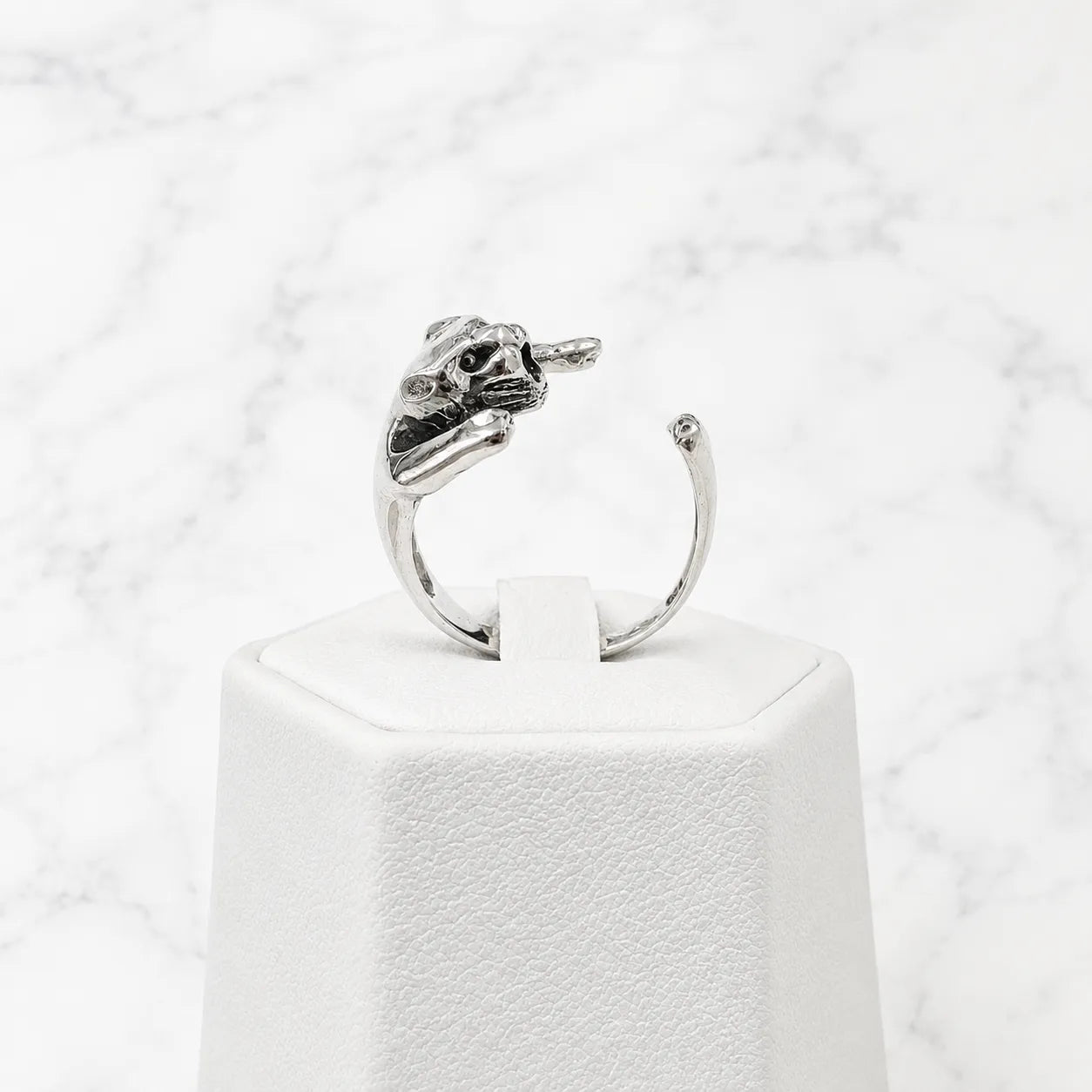 Anillo jaguar ajustable