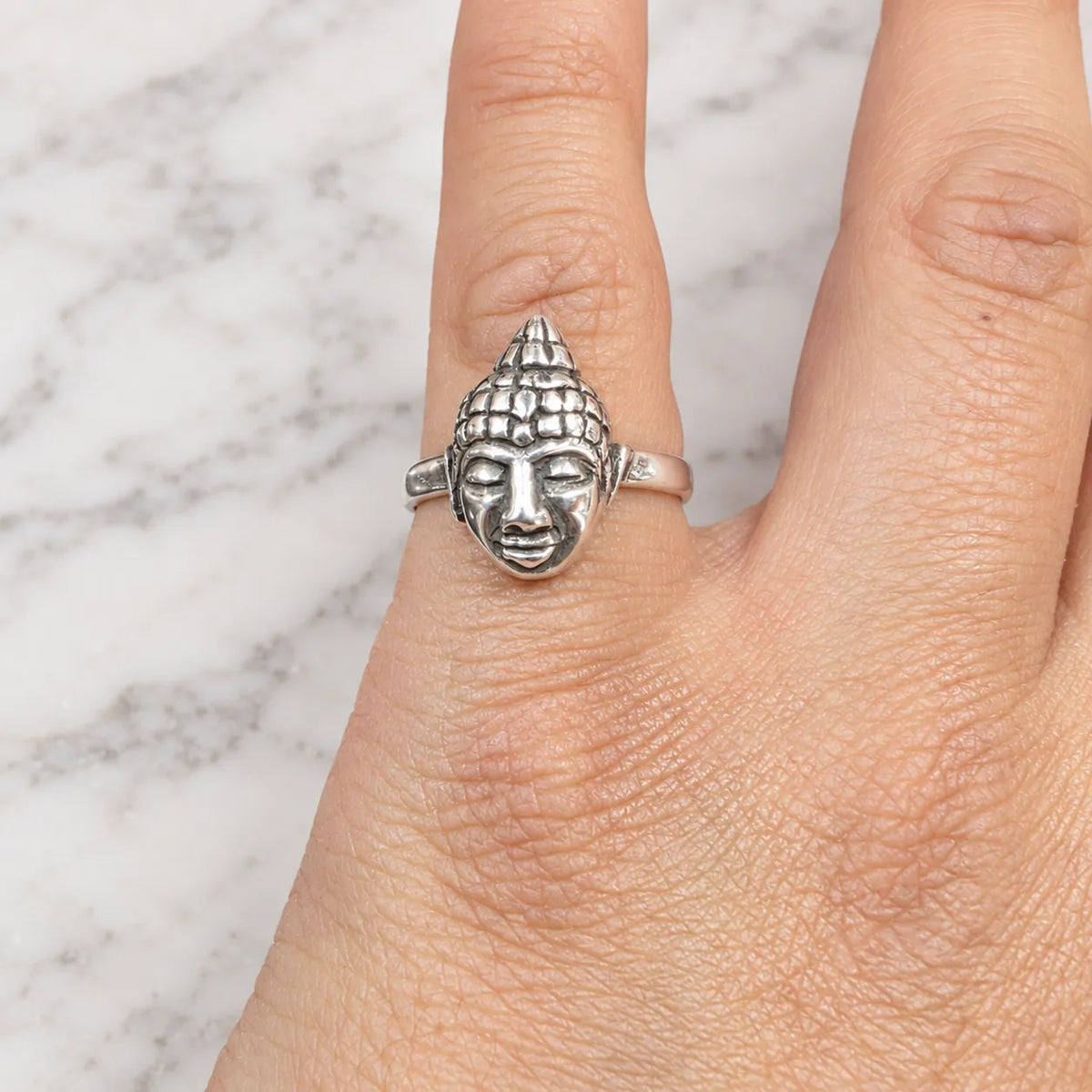 Anillo cara de Buda