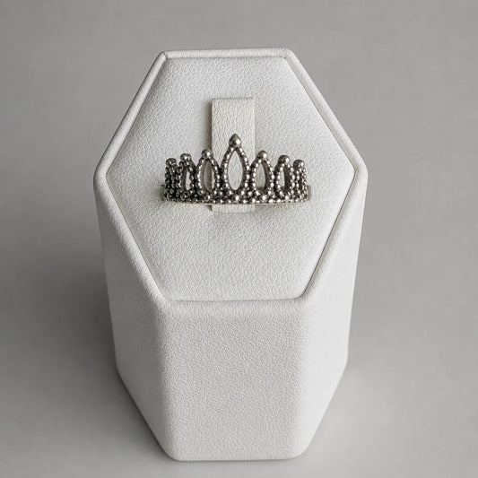 Anillo corona envejecida