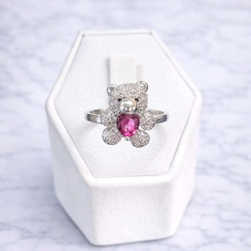 Anillo oso corazón circón fucsia