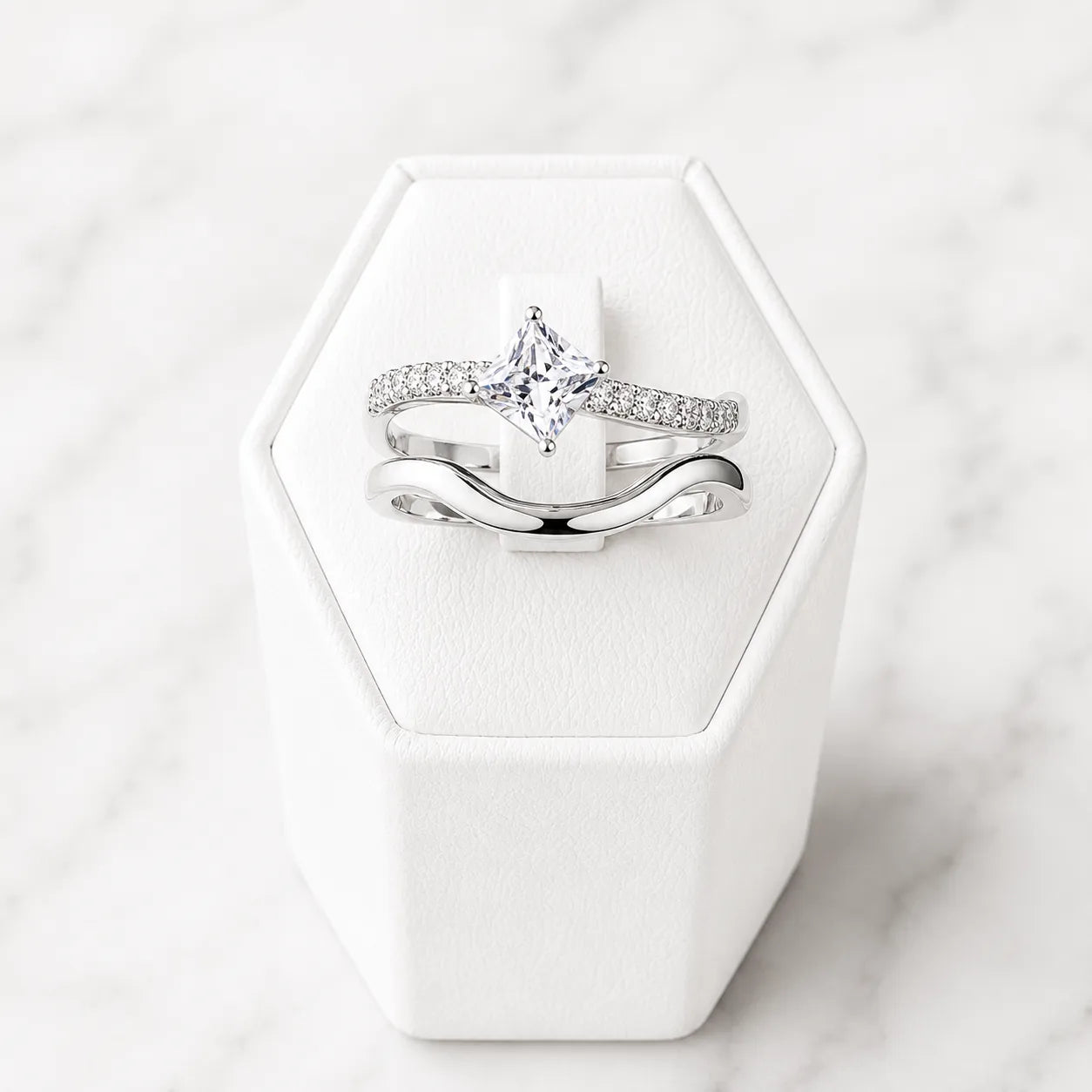 Anillo doble liso y solitario