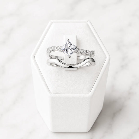Anillo doble liso y solitario