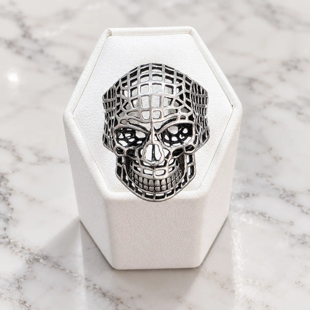 Anillo calavera geométrico