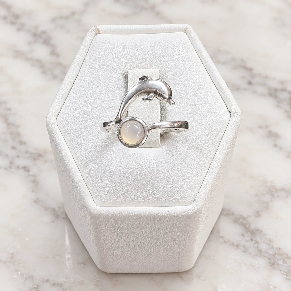 Anillo ajustable delfín cuarzo rosa