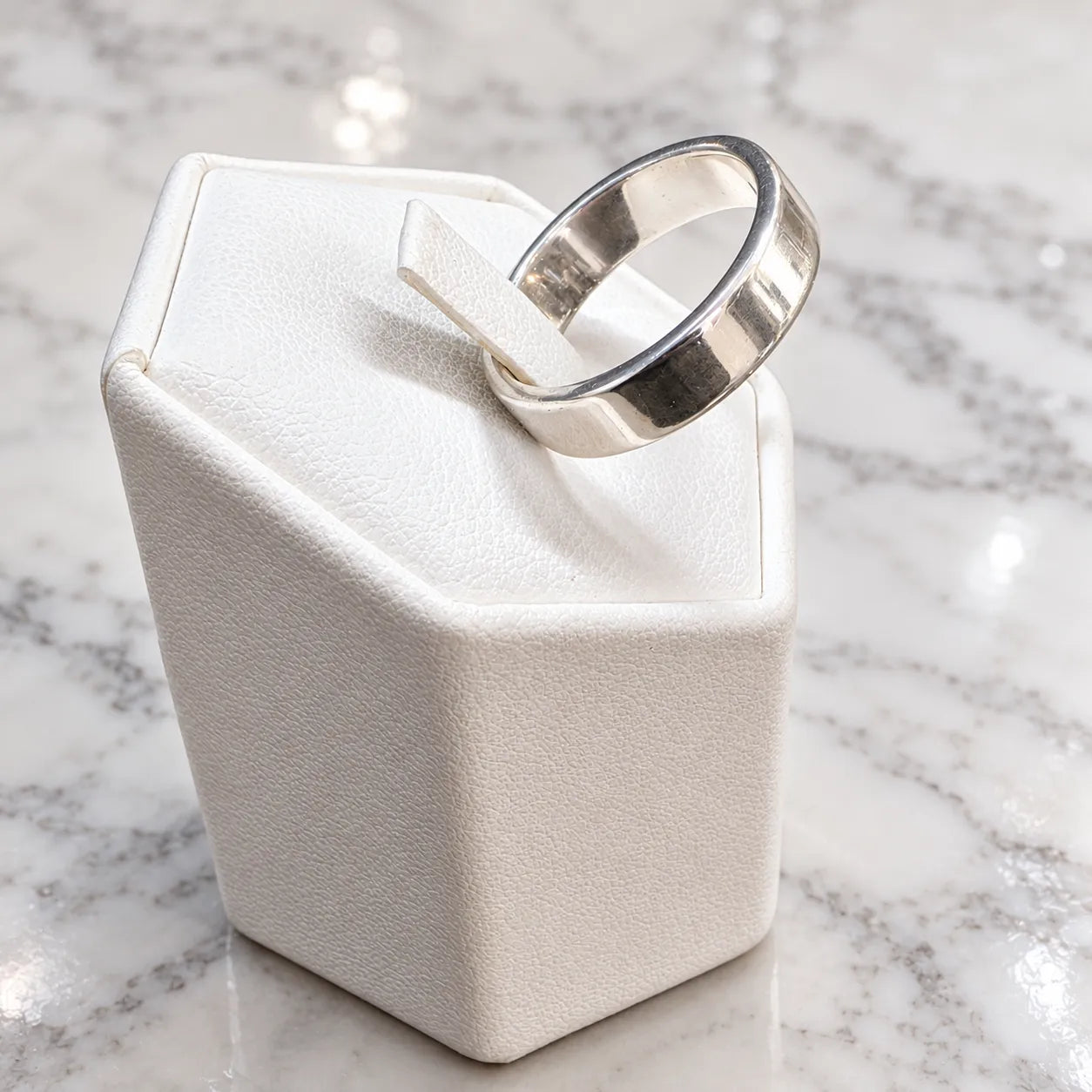 Anillo argolla liso cuadrado 5mm