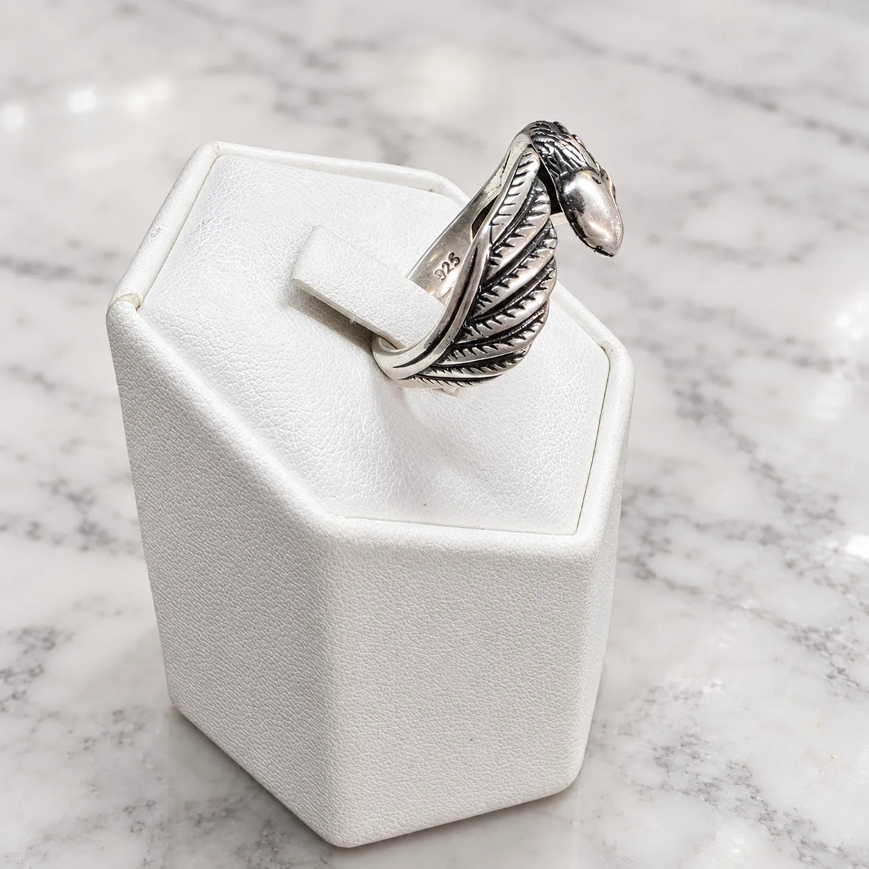 Anillo águila