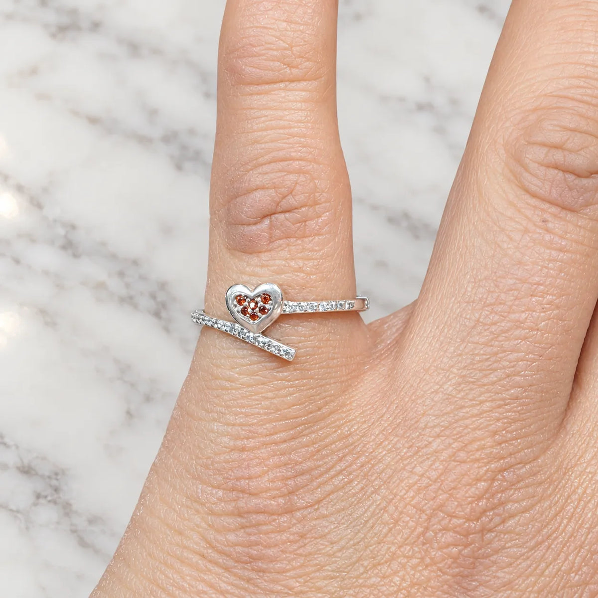 Anillo corazón microcircón