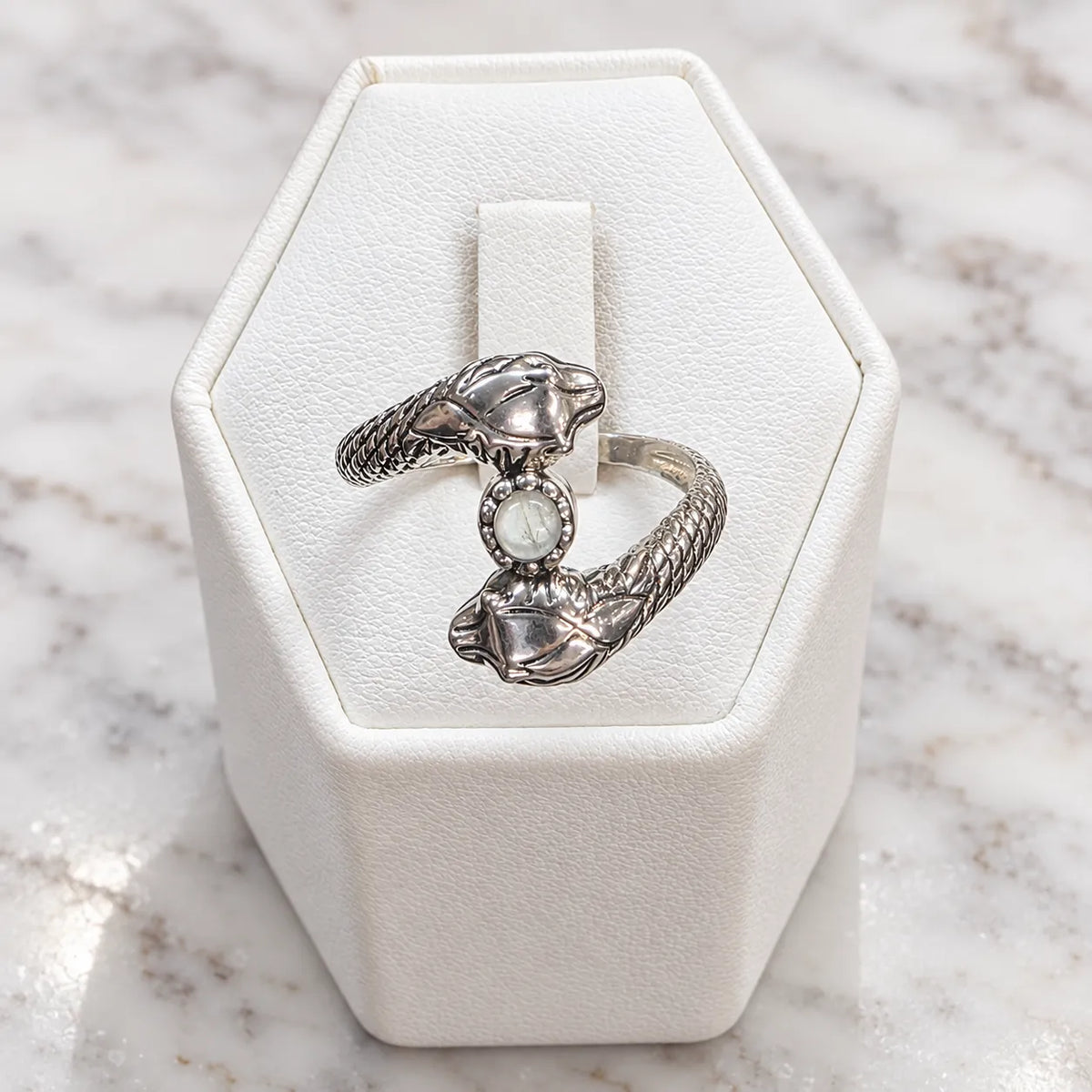 Anillo serpiente piedra natural