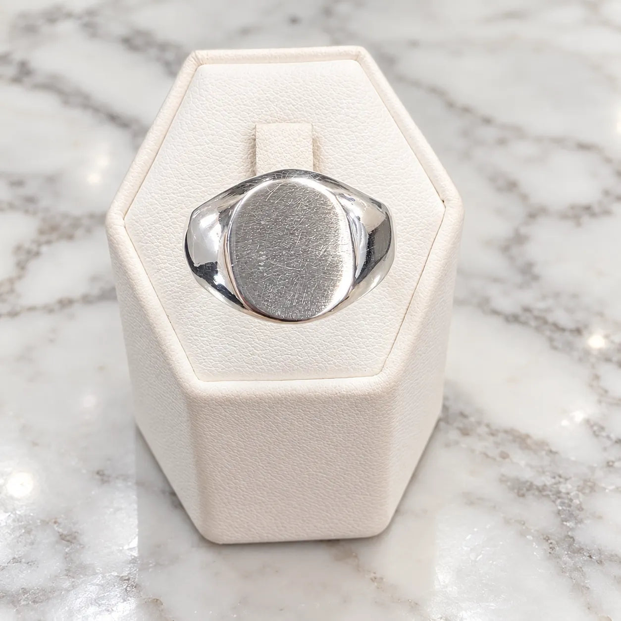 Anillo sello ovalado