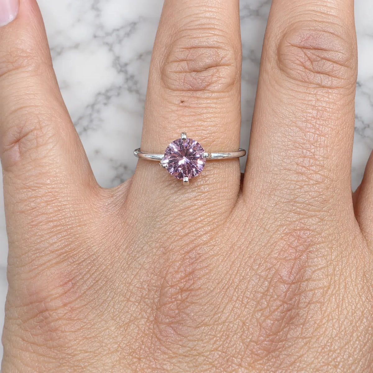 Anillo solitario circón rosa