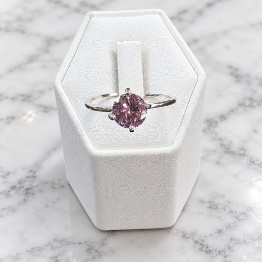 Anillo solitario circón rosa