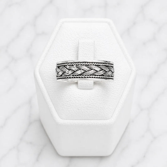 Anillo envejecido trenzado