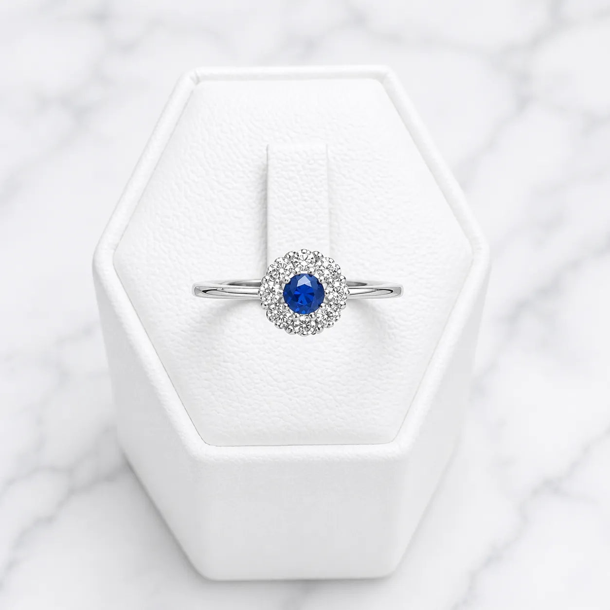 Anillo solitario circón azul