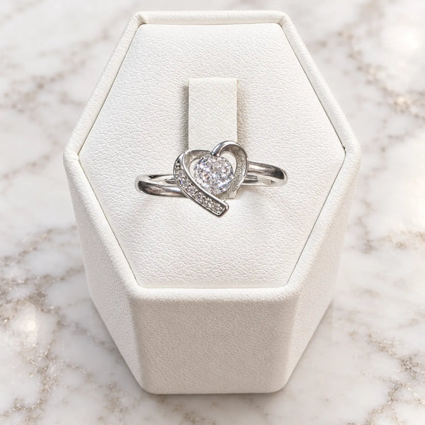 Anillo solitario corazón circón