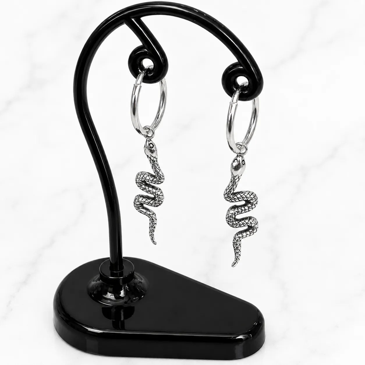 Aros argollas con colgante serpiente 12mm