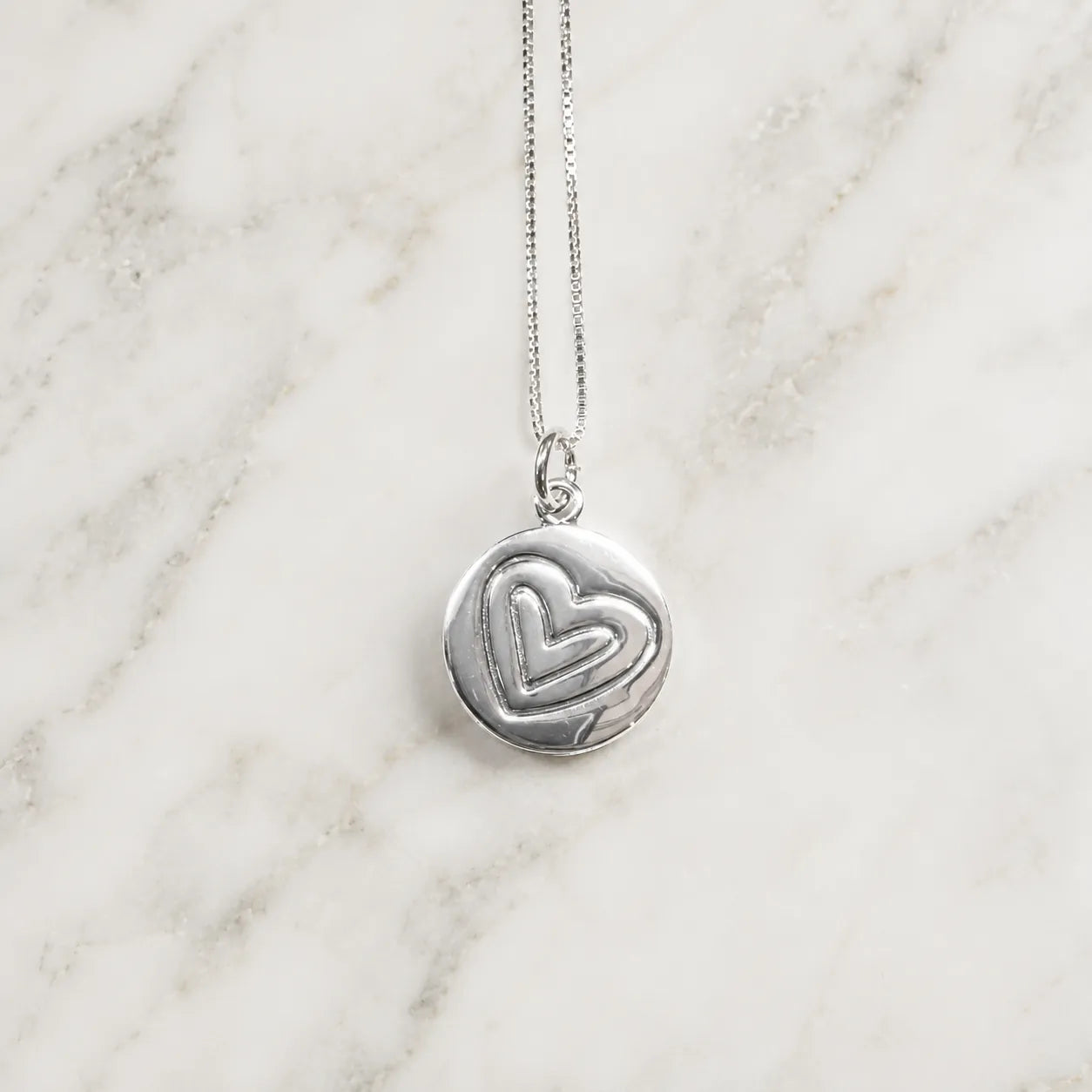 Collar medalla corazón