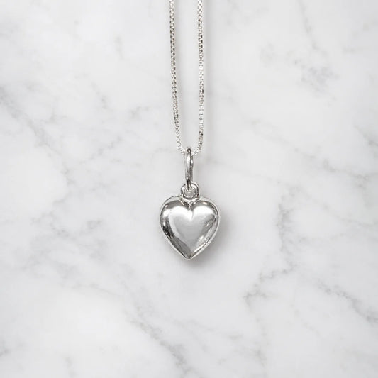 Collar corazón liso