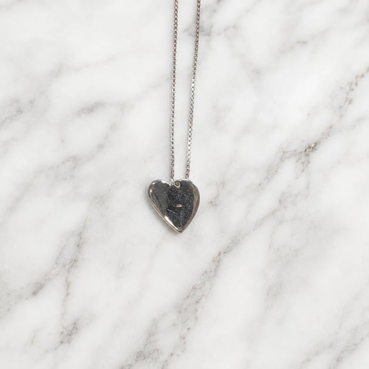 Collar corazón liso